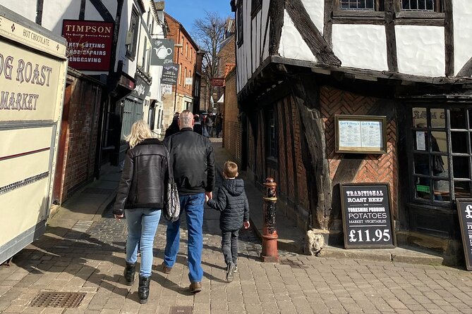 The Case of Colombias Finest - Private Outdoor Adventure Game in York - What to Expect During the Game