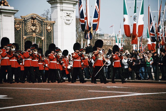 The Changing of the Guard Guided Walking Tour - Semi-Private 8ppl Max - Price and Booking Details