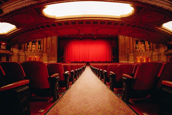 The Chicago Theatre Tour Experience - Exclusive Access to Historic Areas