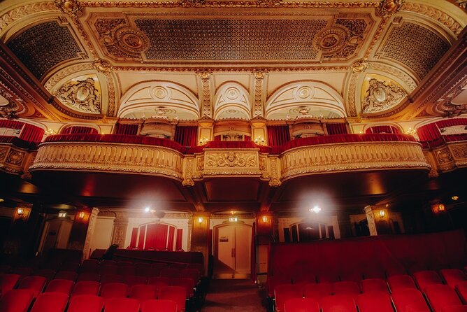 The Chicago Theatre Tour Experience - Meeting Point and Cancellation Policy