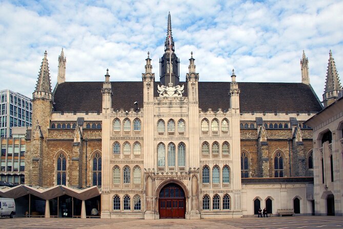 The City Through the Centuries: a Self-Guided Audio Tour of London - The Sum Up