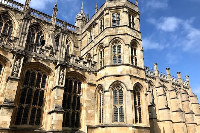 The Crown Netflix TV London and Windsor Castle Full Day Private Tour - Private Transportation