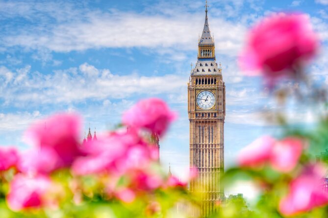 The Crown Outdoor Escape Game in London - Overview and Features