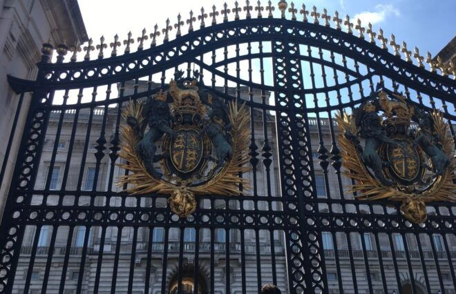 The Crown Walking Tour of London - Inclusions