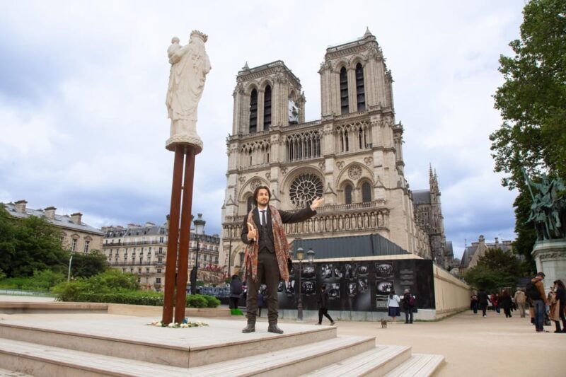 The Dark Side of Paris: Walking Tour With an Actor-Guide - Good To Know