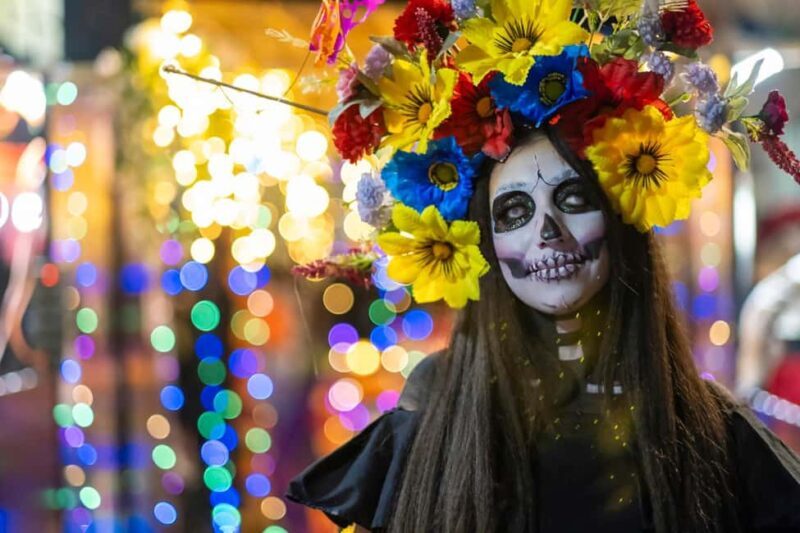 The Day of the Dead Private Tour in Playa del Carmen - Artistic and Cultural Activities
