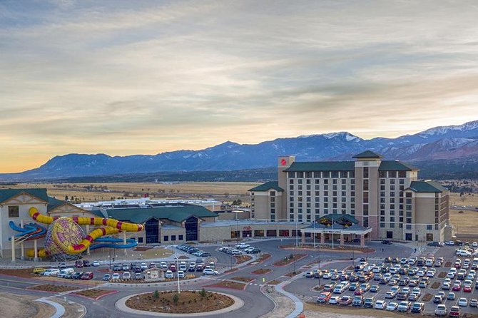 The Dinner Detective Murder Mystery Show - Colorado Springs, CO - Book in Advance for Guaranteed Entry