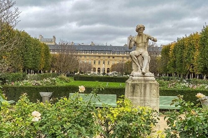 The Disappeared Writer Show at the Palais Royal in Paris - Show Schedule