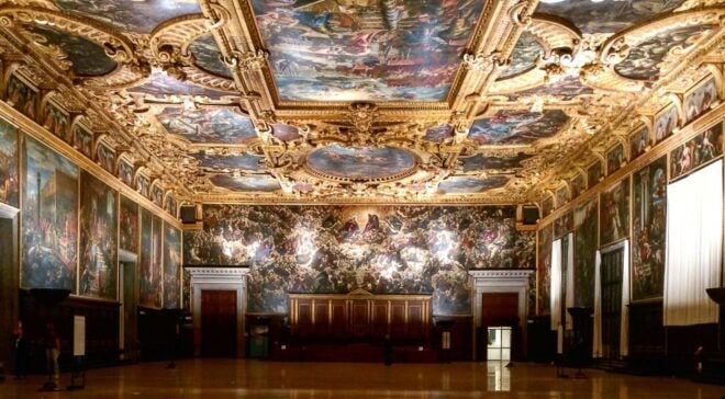 The Doges Palace in Venice: the Heart of Venetian Power - Exploring the Bridge of Sighs and Prisons