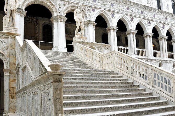 The Doges Palace of Venice: Private 2.5-hour Walking Tour - Booking and Pricing
