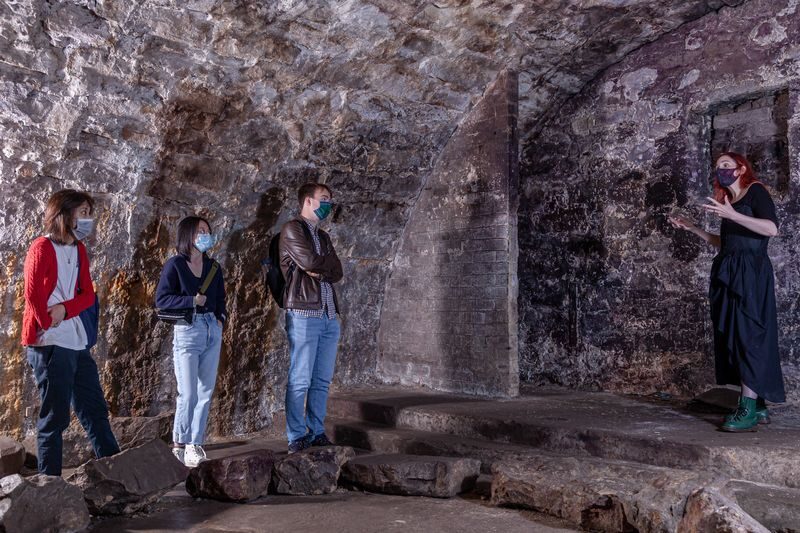The Edinburgh Haunted Vaults Tour - Under Old Town: what the vaults reveal