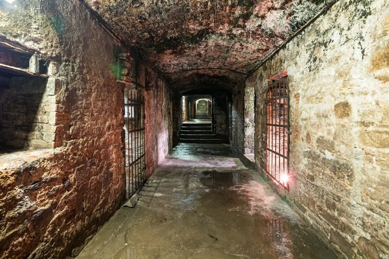 The Edinburgh Haunted Vaults Tour - The one-hour route and evening timing