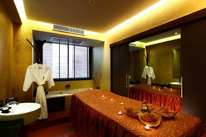 The Elegance Spa Experience at De Chai Colonial Hotel & Spa in Chiang Mai - What the visit feels like, from reception to tea