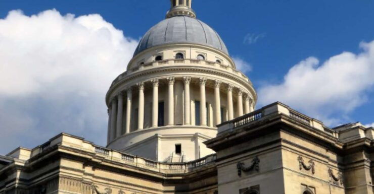 The "Emily Cooper" City-Tour - 2 Hours - Tour Guide Adams Expertise