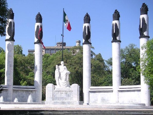 The Emperor Route, Chapultepec & Paseo De La Reforma Historical Bike Tour - Traveler Reviews and Photos