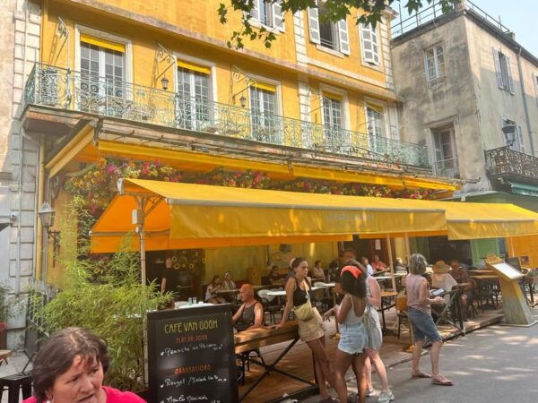 The Essence of Provence: Avignon, St Rémy, Les Baux, Arles - Customer Experiences and Reviews
