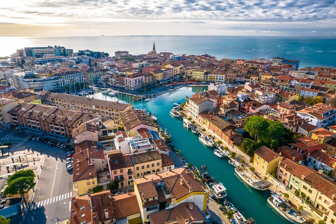 The Essence of Venice in a Stress Free Small Group Walking Tour With a Top Guide - Pricing and Value