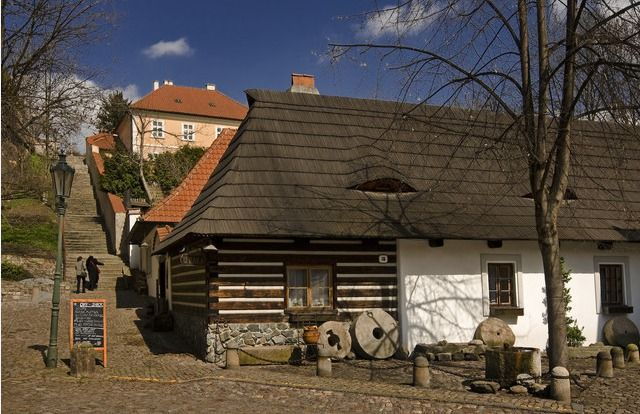 The Essentials of Prague - Guided Walking Tour Experience