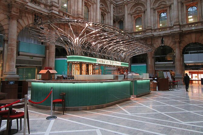 The Finest Street in London: a Self-Guided Audio Tour Around St James - Architectural Gems