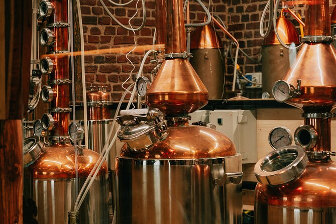 The Full Hoot Distillery Tour & Guided Hooting Owl Experience - Tour Inclusions