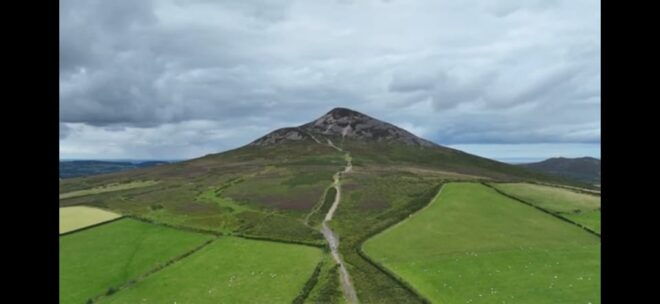The Garden of Ireland Wicklow Tour - The Picturesque Powerscourt House and Gardens