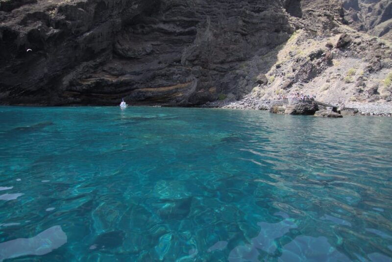 The Giants: Whale-Watching Cruise or Dolphin Watching Tour and Swim in Masca - Exploring the Giants: Los Gigantes Cliffs