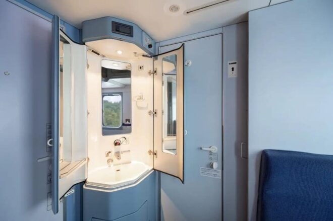 The Good Night Train to Travel Between Amsterdam and Berlin - Environmental Impact and Benefits