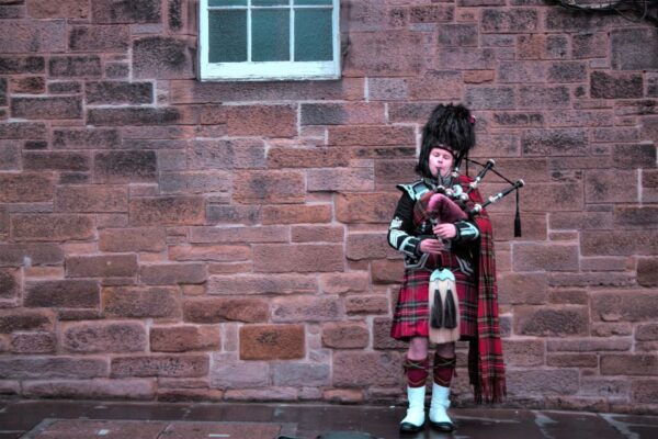 The Grand Tour of Britain - 12 Days - Day 8: Glasgow to Loch Lomond to Trossachs to Edinburgh