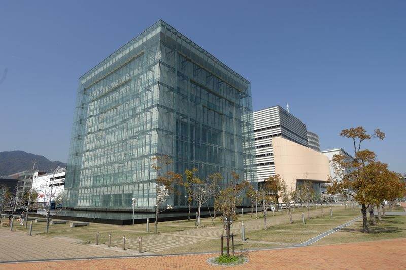 The Great Hanshin-Awaji Earthquake Memorial Museum - Make time for both buildings and the details