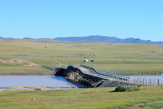 The Great Loop, Khövsgöl, Arkhangay and Gobi 17 Days - Itinerary Highlights
