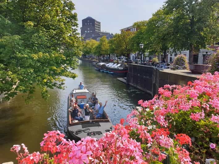 The Hague: City Canal Cruise - A Detailed Look at the Canal Cruise Experience