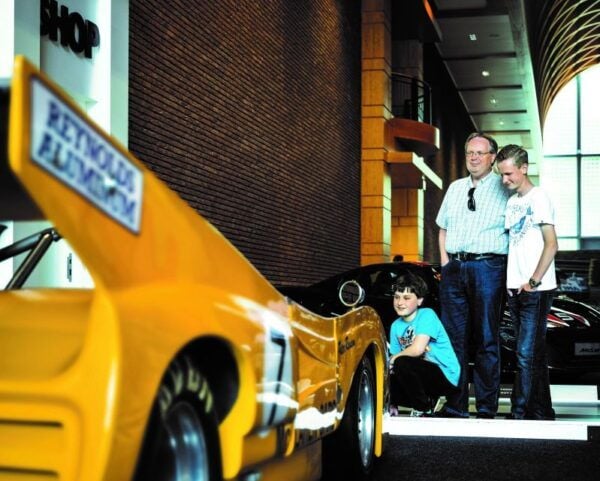 The Hague: Classic Cars Louwman Museum Entry - Common Questions