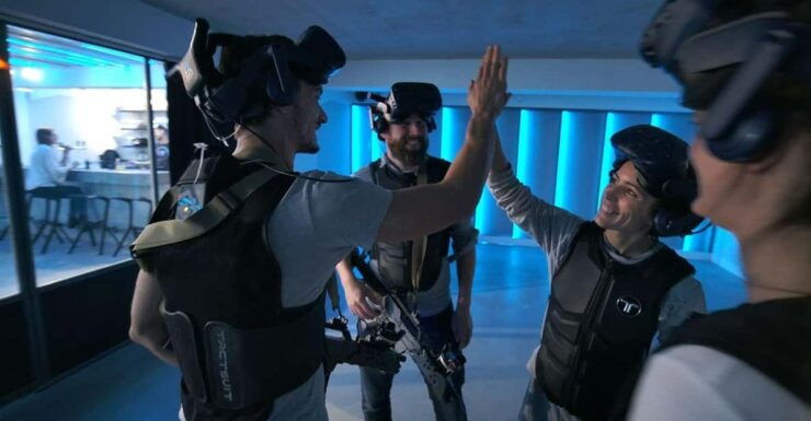 The Hague Downtown: VR Zombie Shooter 2 - 4 People - Good To Know