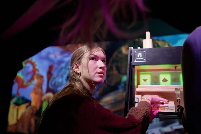 The Hague: EscapeBox Game - What to Expect from the EscapeBox Experience