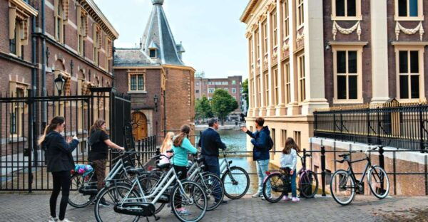 The Hague Highlights: Bike Tour - Meet and Greet and Bike Orientation