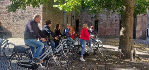 The Hague Highlights: Bike Tour - Common Questions