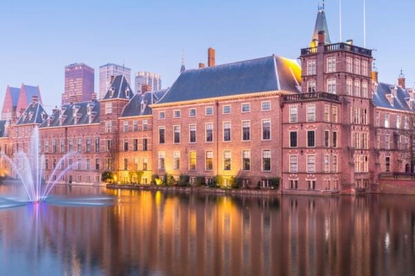 The Hague: Highlights Self-Guided Scavenger Hunt and Tour - Tips for a Successful Scavenger Hunt