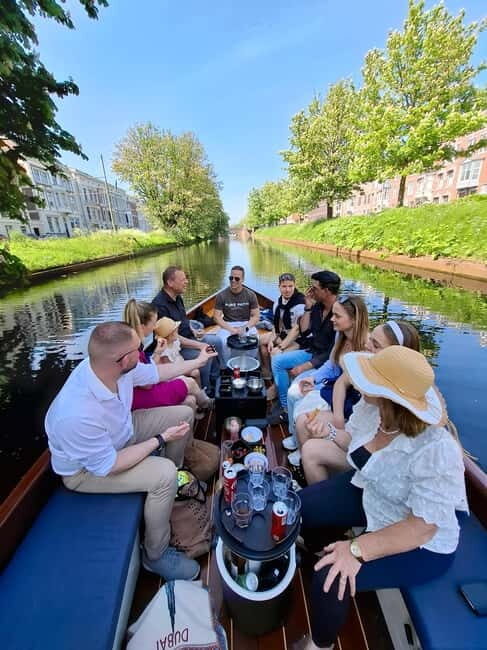 The Hague: individual tickets for an electric boattour! - The Itinerary and How It Unfolds