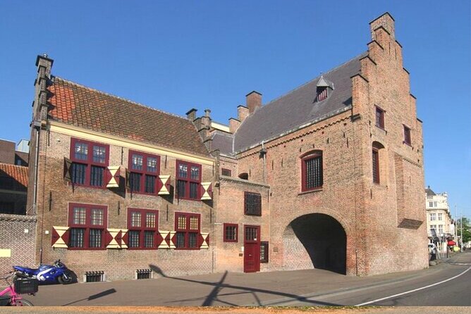 The Hague Scavenger Hunt and Sights Self-Guided Tour - Additional Information