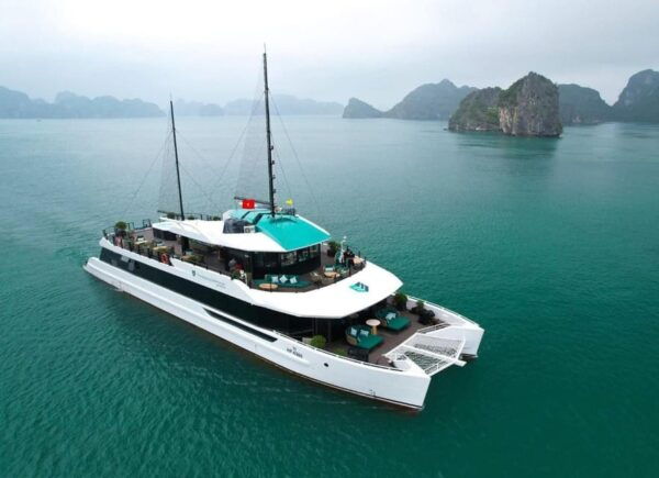 The Halong Catamaran - Luxury Full Day Cruise From Hanoi - What to Bring