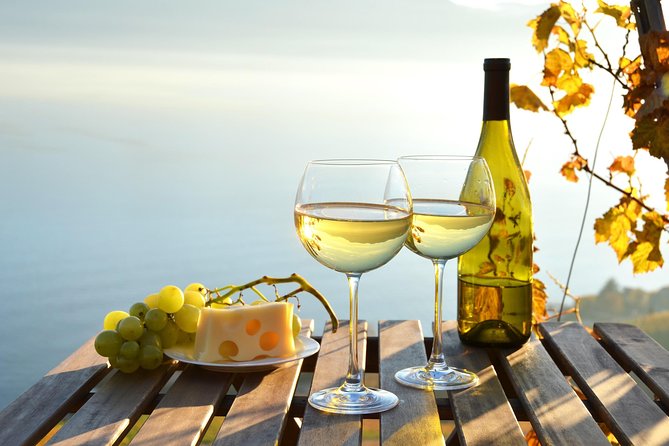 The Hamptons and Long Island Wineries Private Tour - Take a Ferry to Shelter Island