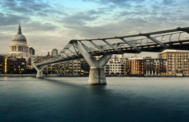 The Harry Potter Walking Tour With Potter-Vision - Booking Information