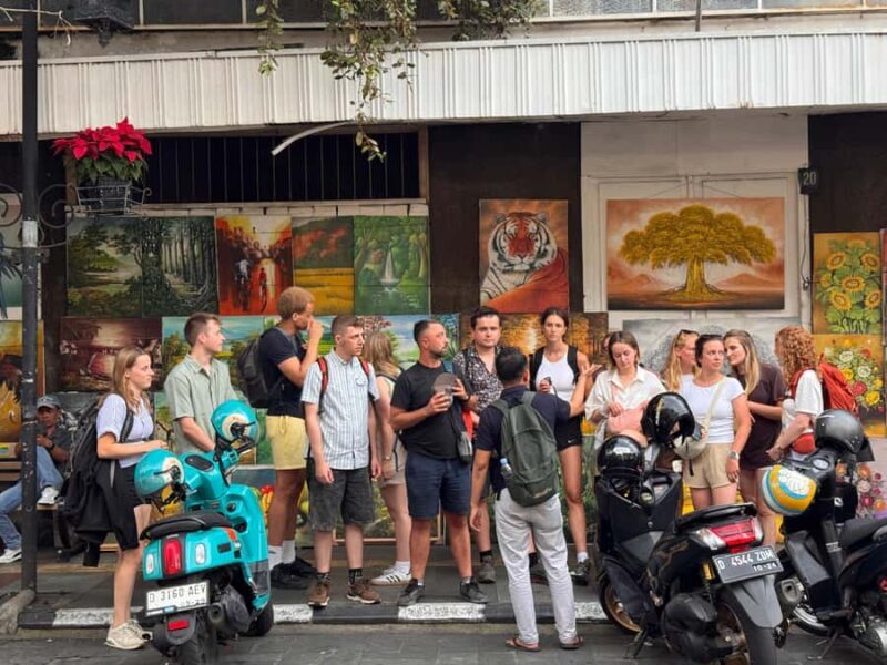 The heart of Bandung and Grand Mosque Guided Walking Tour - Why Choose this Tour?