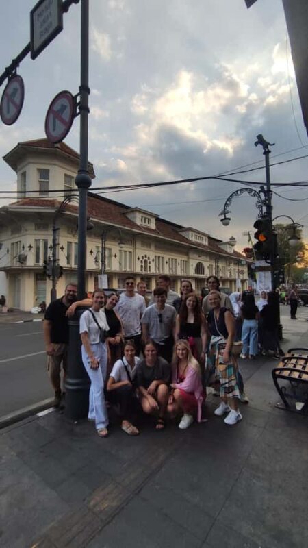 The heart of Bandung and Grand Mosque Guided Walking Tour - FAQ