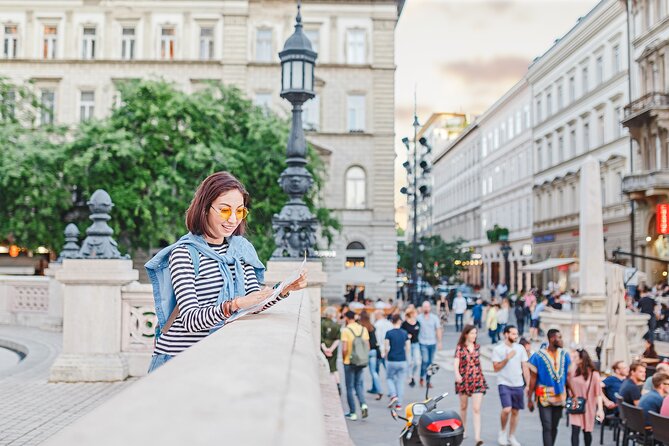 The Heart of Barcelona: A Historical Walking Tour - Local Tour Guide