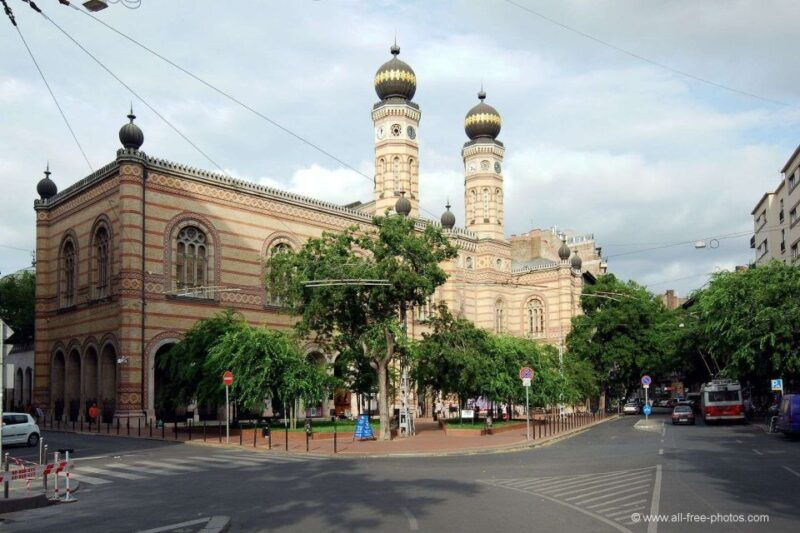 The Heart of Budapest: An easy-to-do Private Walking Tour - An Overview of the Experience
