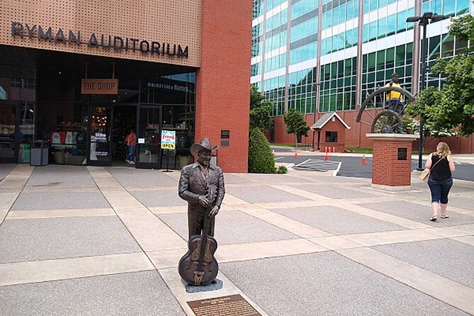 The Heart of Downtown Nashville: A Self-Guided Audio Tour - VoiceMap App: Your Audio Tour Companion