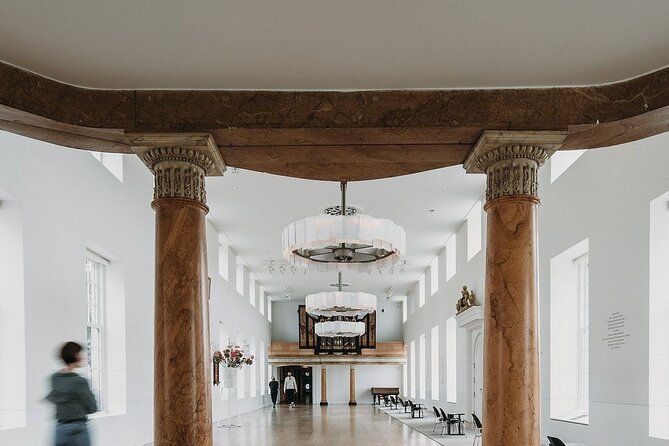 The Hermitage Amsterdam Audio Guided Tour - Storage and Transportation