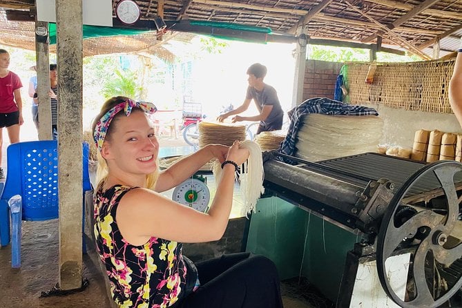 The Hidden Fabulous Floating Market and Small Canal (Non-Tourist Small Canal) - The Sum Up