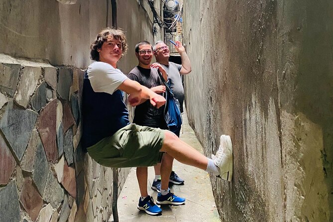 The Hidden Hanoi Old Quarter Experience - Vibrant Markets and Shopping